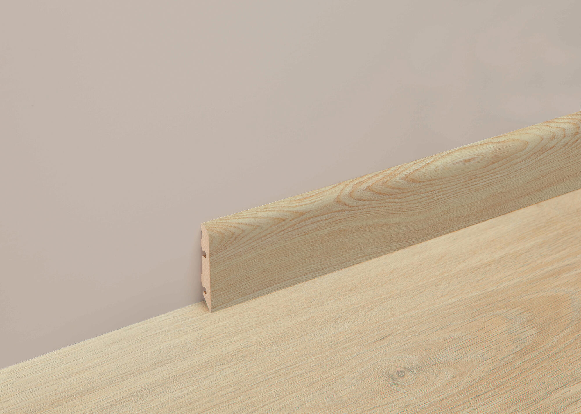 Plinthe 60 Copenhagen 2,4M Sol haute pression 2400x12x60mm - 9,6M2/