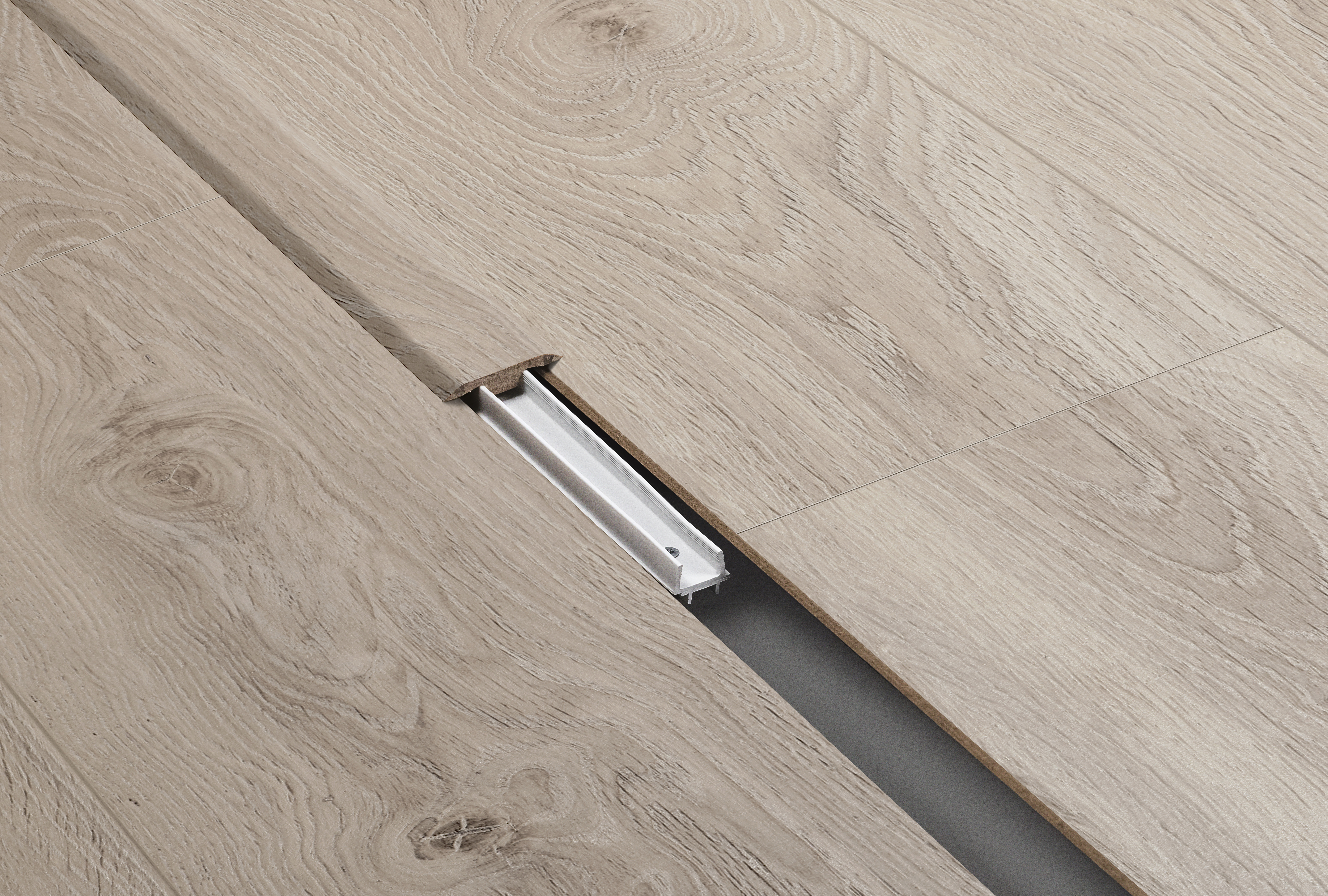 Barre jonction Bloom Lgt Natural 2,4M Pour parquet stratifié 2400x40x8mm