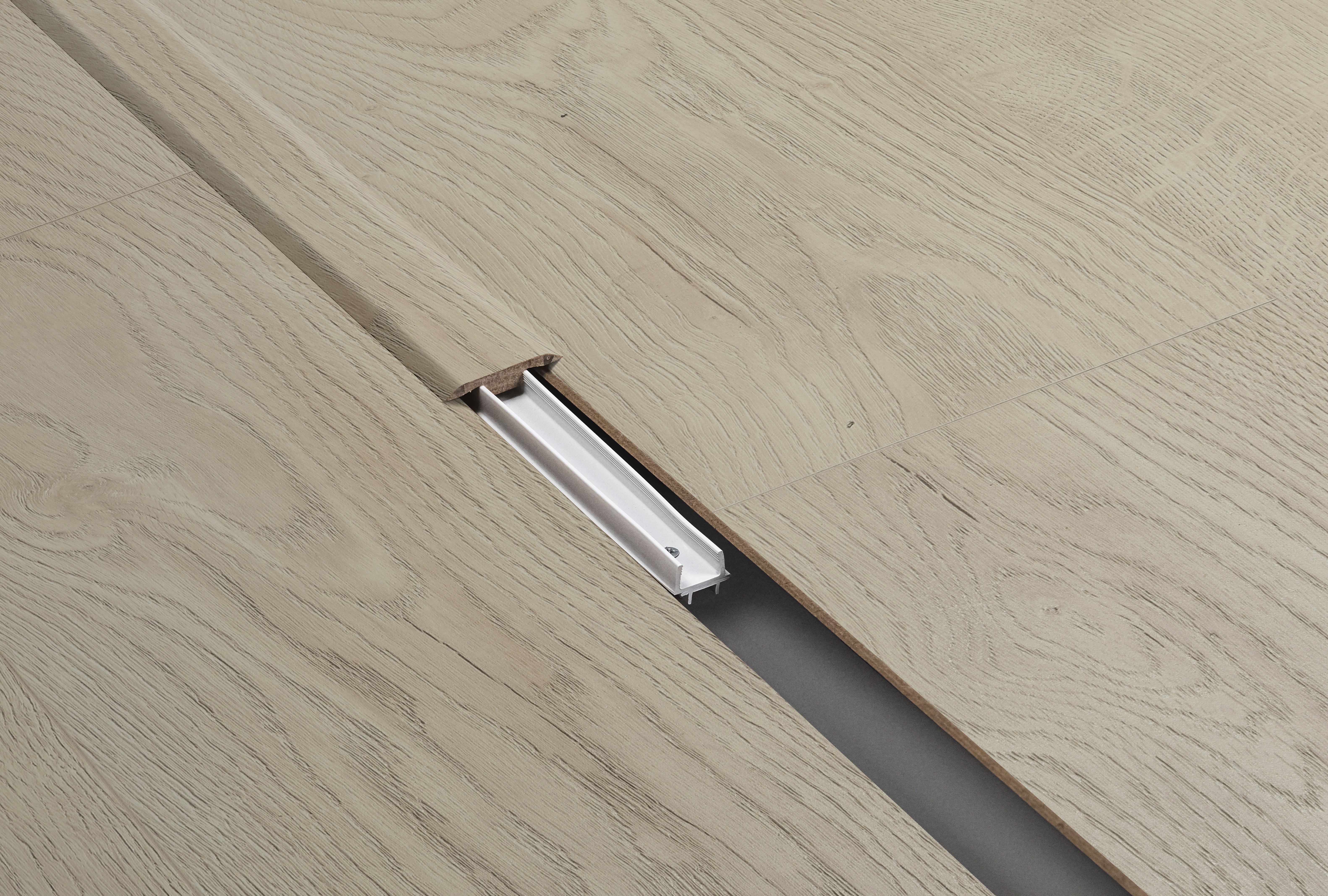 Barre jonction Epic Light 1M Pour parquet stratifié 1000x40x8mm