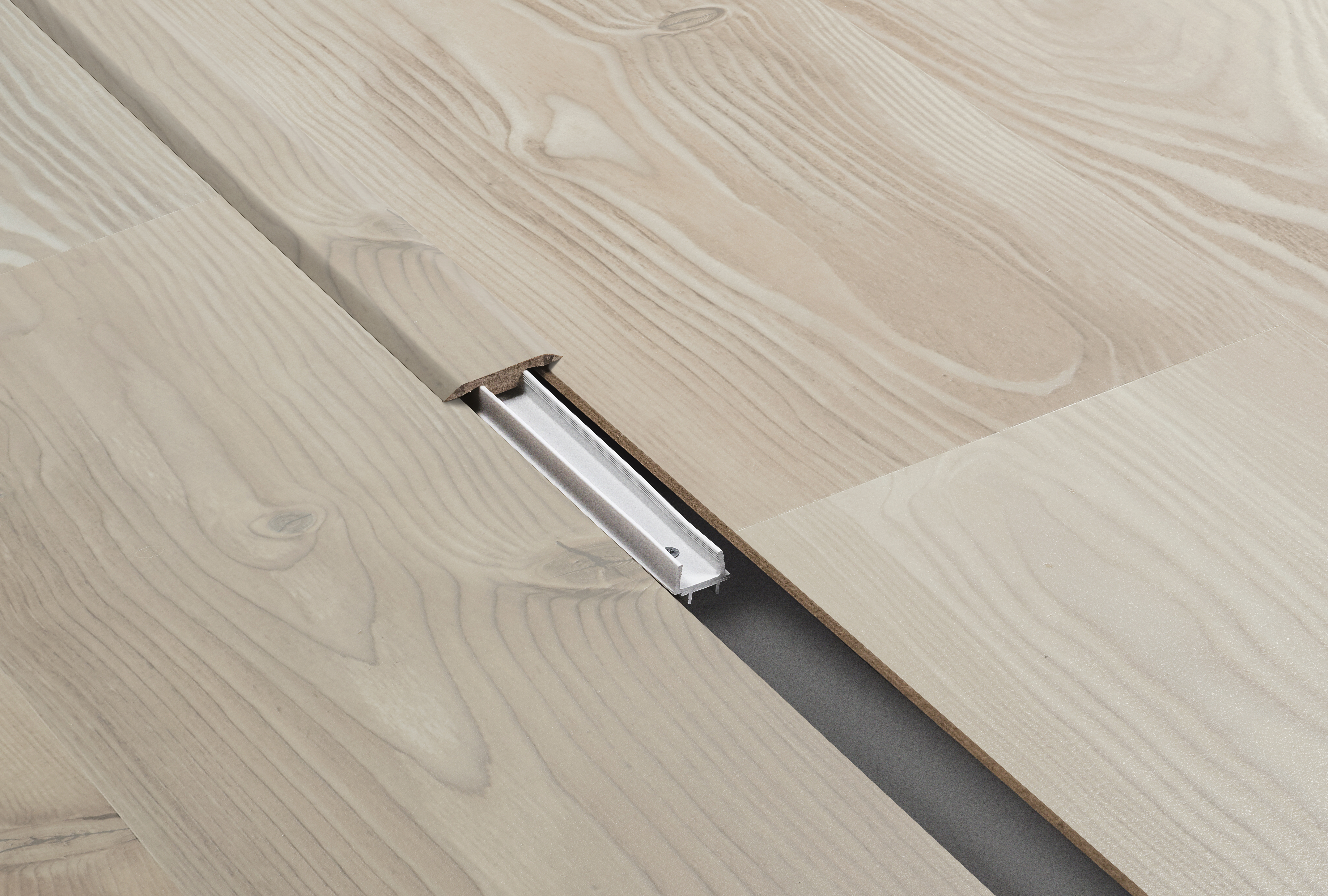 Barre jonction Ragnar Light Sand 1M Pour parquet stratifié 1000x40x8mm